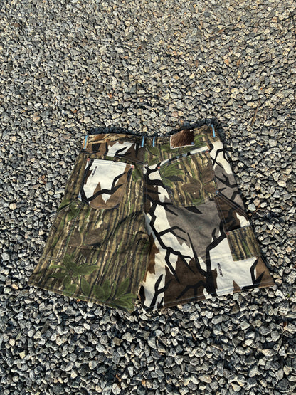 Camo color block carpenter shorts size 36
