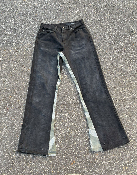 Washed Flares 32x34